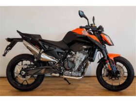 2022 KTM 890 Duke