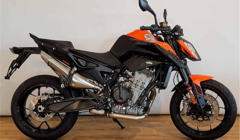 2022 KTM 890 Duke