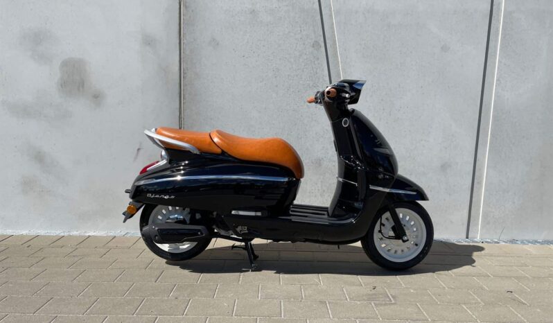 2021 Peugeot Django 50