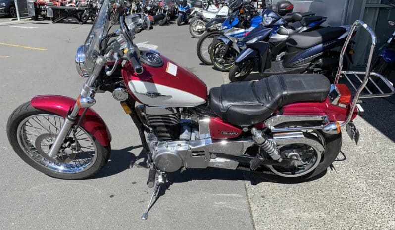 2009 Suzuki Boulevard S40 (LS650)