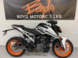 2021 KTM 200 Duke