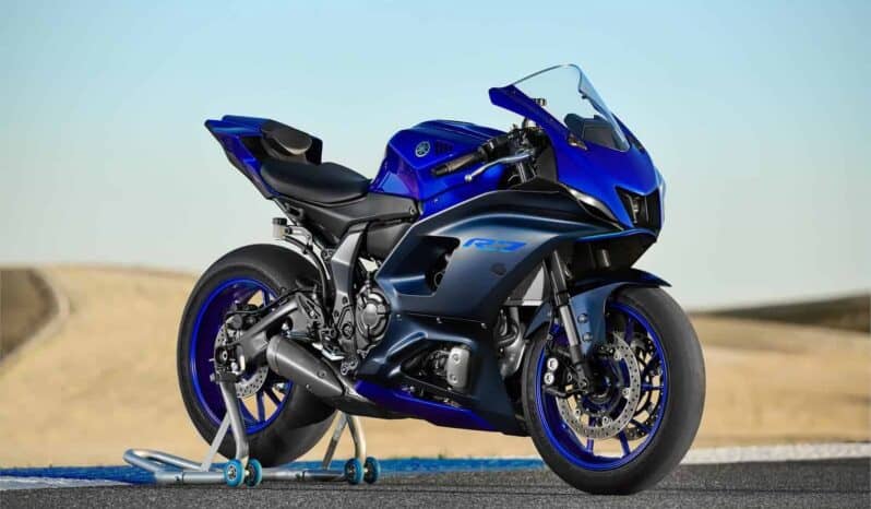 2022 Yamaha YZF-R7 (OW02)