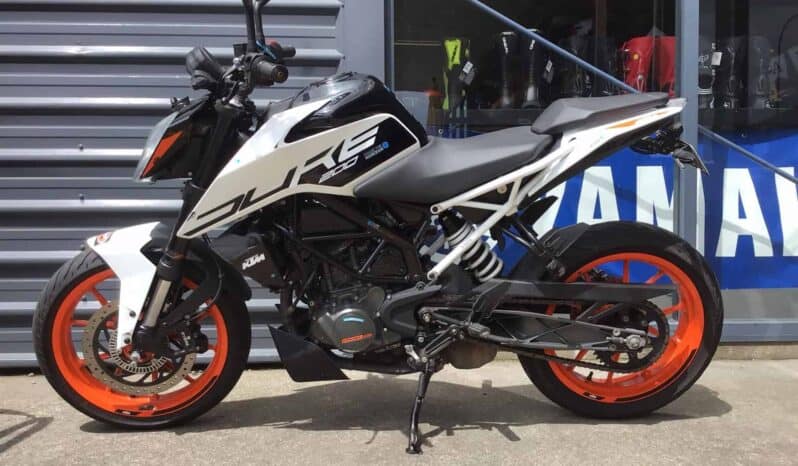 2020 KTM 200 Duke