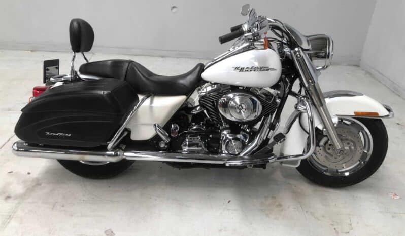 2005 Harley-Davidson Road King Custom 1450 EFI (FLHRSI)