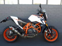 2015 KTM 690 Duke R