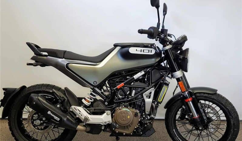2021 Husqvarna SVARTPILEN 401