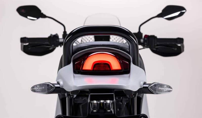
								2022 Ducati DesertX full									