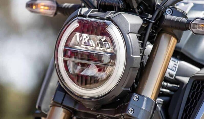 
								2021 Honda CB650R full									