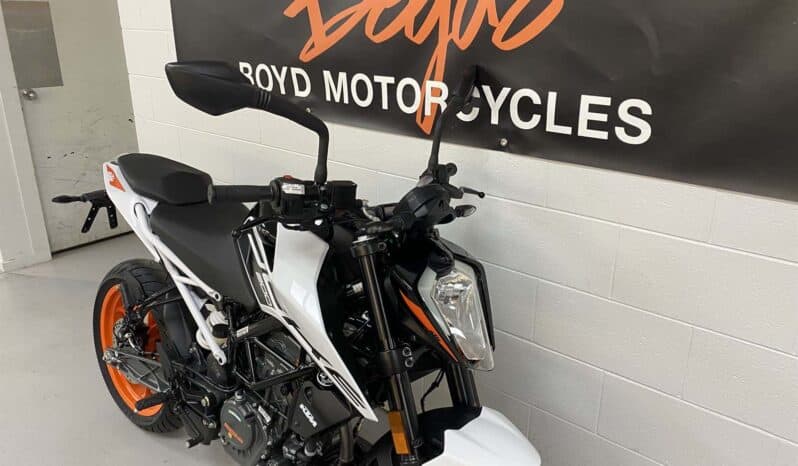 
								2021 KTM 200 Duke full									