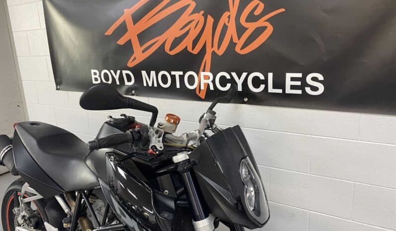 
								2007 KTM 990 Super Duke full									