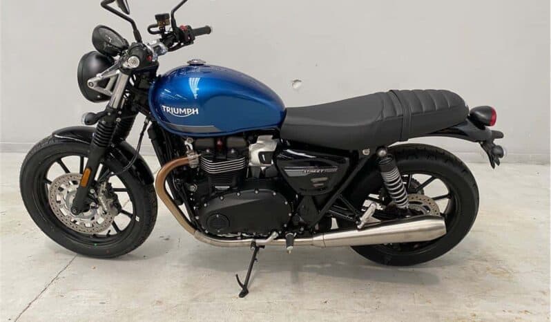 
								2021 Triumph Street Twin full									