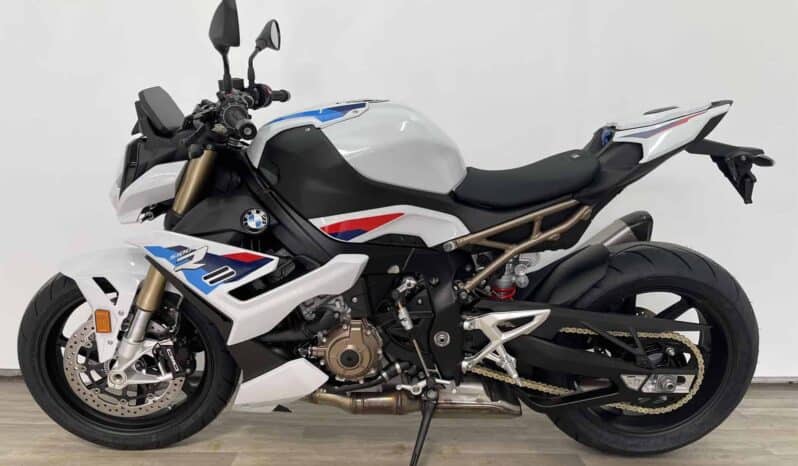 
								2021 BMW S 1000 R full									