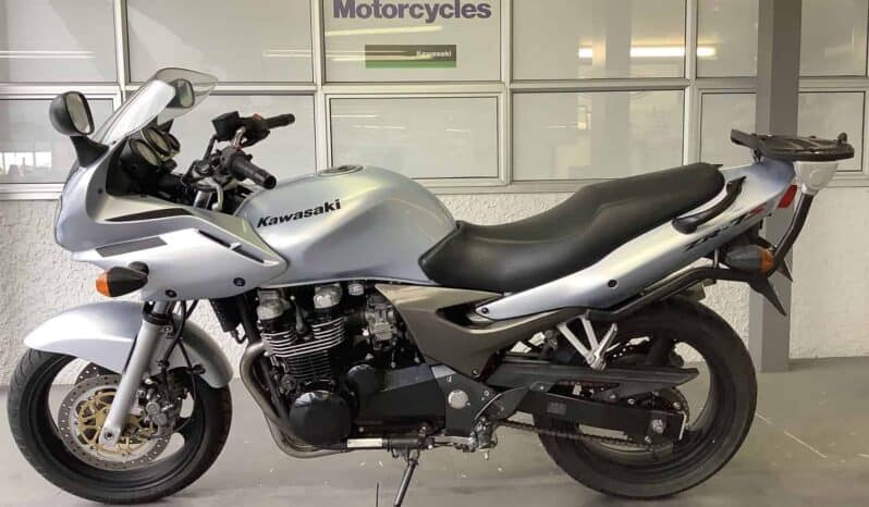 
								2004 Kawasaki ZR750 (ZR-7) full									
