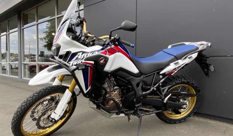 
								2017 Honda Africa Twin DCT (CRF1000D) full									