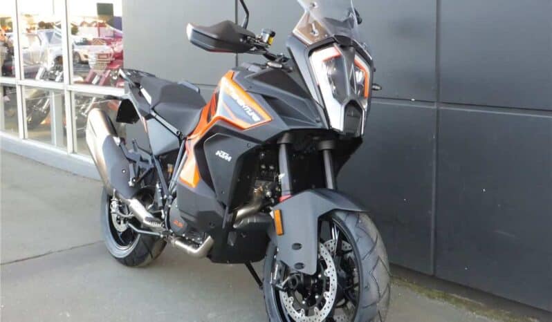
								2021 KTM 1290 Super Adventure S full									