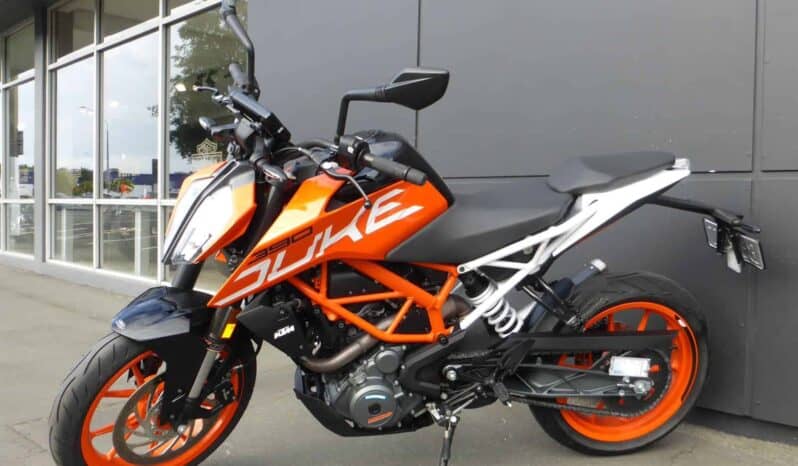 
								2018 KTM 390 Duke full									