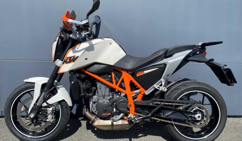 
								2014 KTM 690 Duke full									
