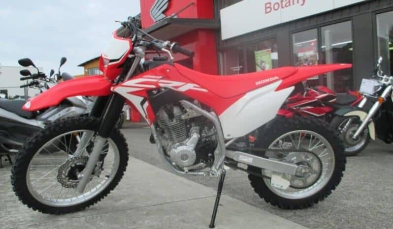 
								2021 Honda CRF250F full									