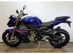 
										2021 BMW S 1000 R full									