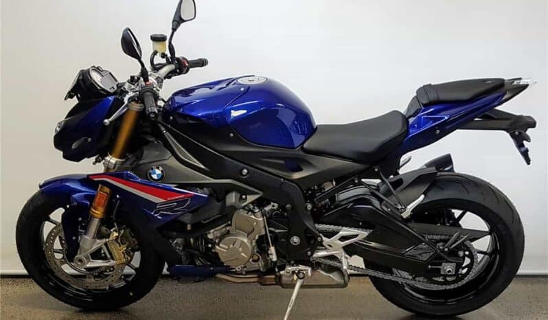 
								2021 BMW S 1000 R full									