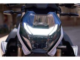 
										2021 BMW S 1000 R M-Sport full									