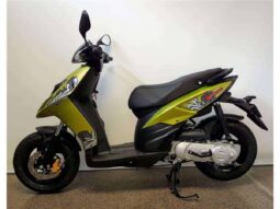
										2021 Piaggio Typhoon 50 full									