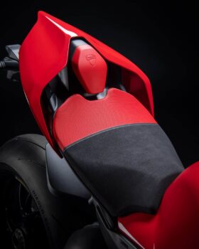 2021 Ducati Panigale V4 S
