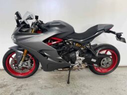 
										2020 Ducati SuperSport S full									