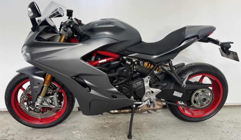 
								2020 Ducati SuperSport S full									