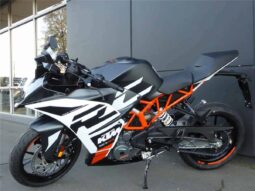
										2021 KTM RC 390 full									