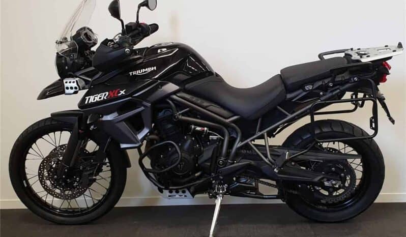 
								2017 Triumph Tiger 800 XCx full									