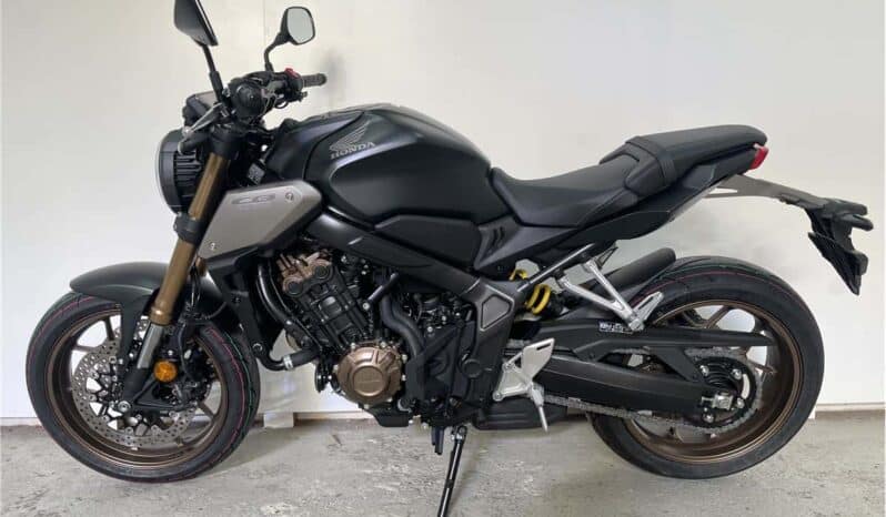 
								2021 Honda CB650R full									