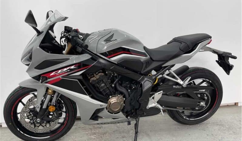 
								2021 Honda CBR650R ABS full									