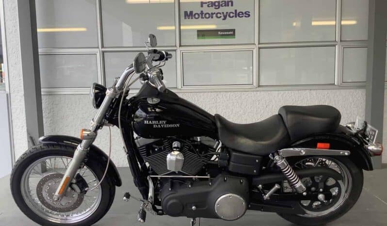 
								2006 Harley-Davidson Dyna Street Bob 88 EFI (FXDBI) full									