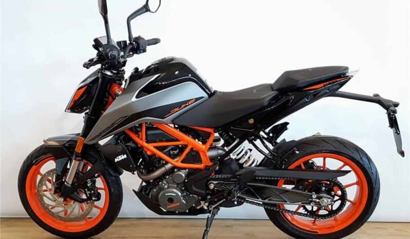 
								2021 KTM 390 Duke full									