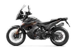 
										2021 KTM 890 Adventure full									