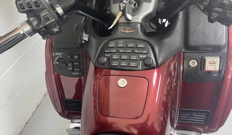 
								2005 Honda GoldWing (GL1800) full									
