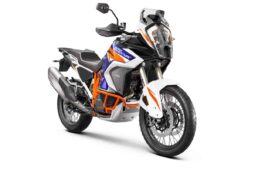 
										2021 KTM 1290 Super Adventure R full									