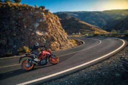 
										2020 KTM 390 Duke full									