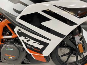 2021 KTM RC 390