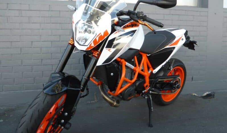 
								2015 KTM 690 Duke R full									