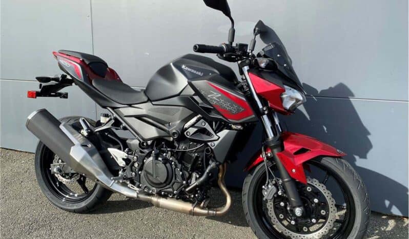 
								2021 Kawasaki Z400 full									