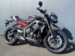
										2022 Triumph Street Triple RS full									