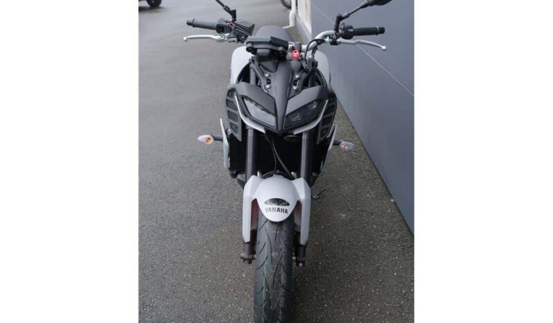
								2020 Yamaha MT-09A full									