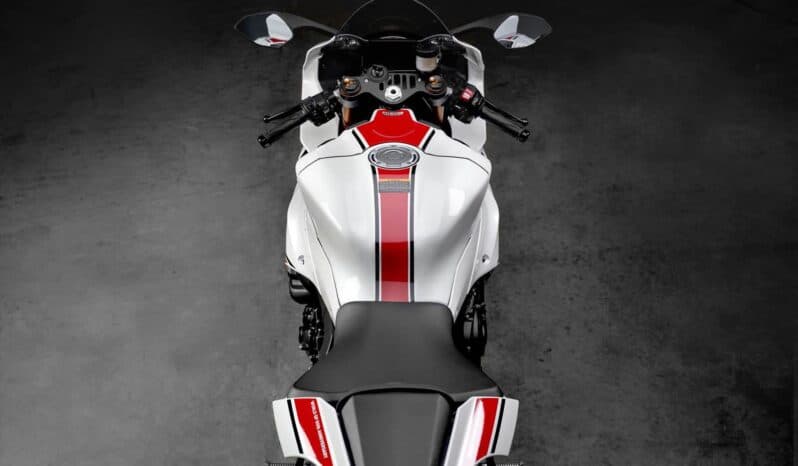 
								2022 Yamaha YZF-R1 Anniversary full									