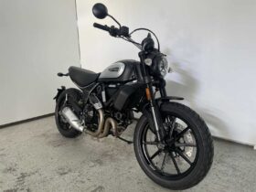 2022 Ducati Scrambler ICON Dark