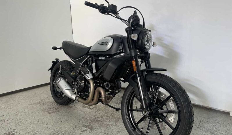 
								2022 Ducati Scrambler ICON Dark full									