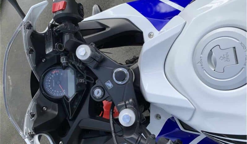 
								2014 Honda CBR300R full									