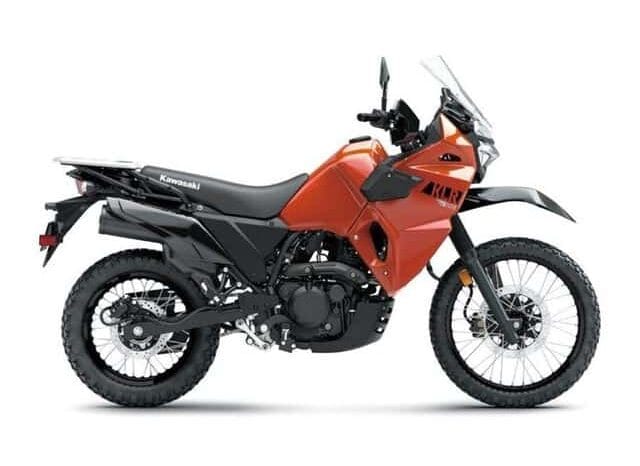 
								2022 Kawasaki KLR650 full									