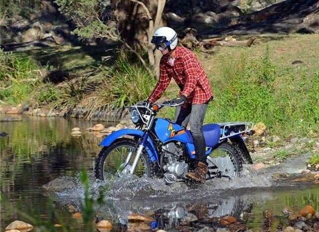 
								2021 Yamaha AG200 full									